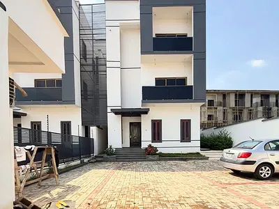 5bedroom Terrace Duplex with BQ