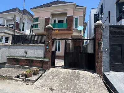 4 Bedroom Detached Duplex for Rent