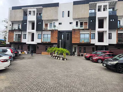 Luxury 4-Bedroom Terrace Clean Newly Built Off