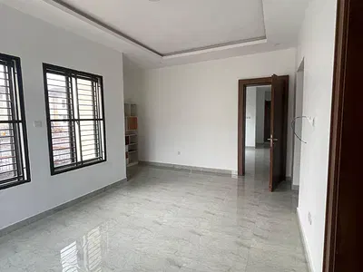 Self Compound Luxury Five 5 Bedroom Semi-Detached Houses for Rent