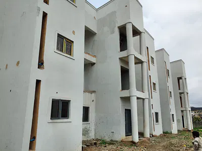 2 Bedrooms Flat