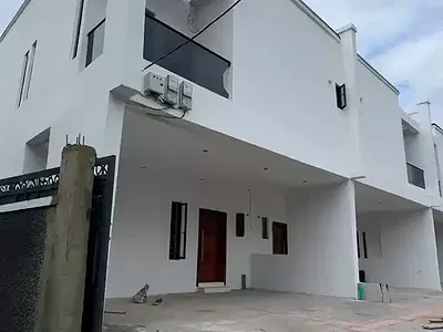 3 Bedroom Terraced Duplex