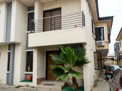 A Beautiful and Spacious 2 Bedroom Flat with All Rooms En-Suite