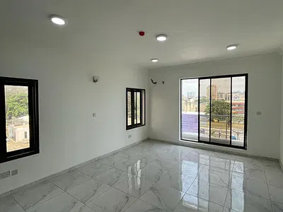Luxury 3 Bedroom Apartment with BQ