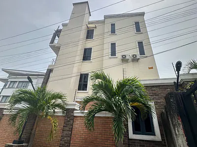 Top Notch Fully Detached 4 Bedroom Duplex and Security House