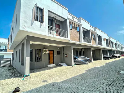 Lovely 4 Bedroom Detached Duplex