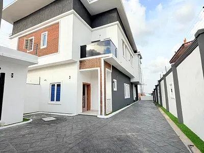 3 Bedroom Duplex Newly Built