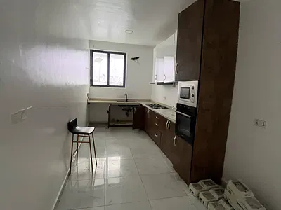 Massive 1 Bedroom Apartment