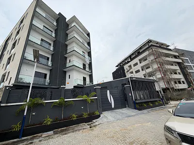 Fully Furnished 2 Bedroom Flat with Elevator, Pool&gym