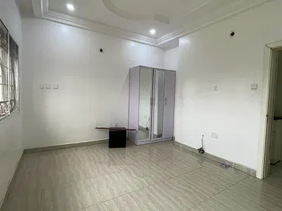 Lovely Self-Contained Apartment in Lovely Location
