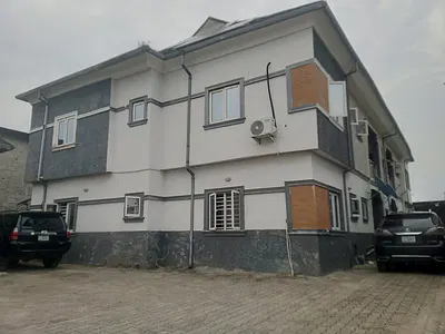Excellently Maintained Block of 4units of 2bedroom and 2units of 2bed