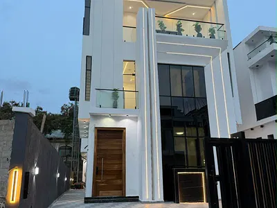 Luxury 6 Bedroom Fully Detached Duplex with Swimming Pool & Open Te
