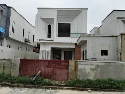 Luxury 4bedroom Fully Detached Duplex