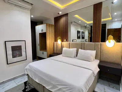 Fully Furnished 2 Bedroom Apartment