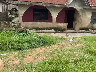 An High Roi 10 Rooms Bungalow