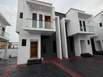 Lovely 3 Bedroom Semi Detached Duplex with Gym