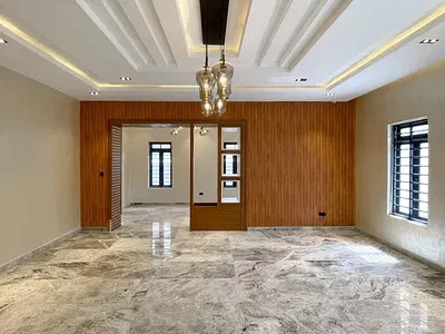 New Built 5 Bedroom Home