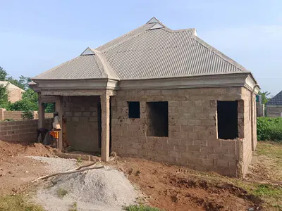 An Uncompleted 3 Bedroom Bungalow