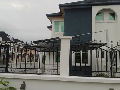 4 Bedroom Duplex with Mini Flat BQ