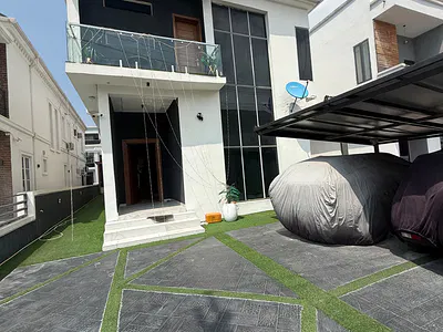 Tastefully Finished 5 Bedroom Furnished Detached Duplex with a Room BQ