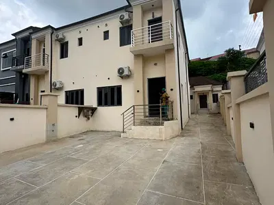 3bedroom Terrace Dublex with 2rooms BQ