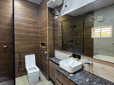 Well Finished 3 Bedroom Flat with BQ