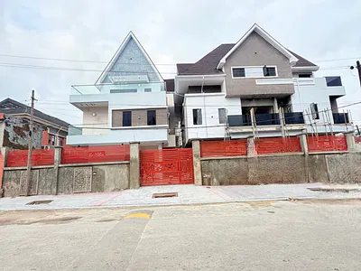 Newly Built 5 Bedroom Semi Detached Duplex