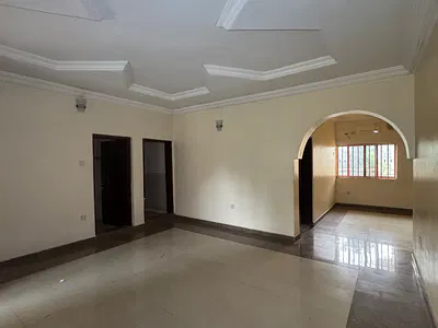 Well Finished 2 Bedroom Flat
