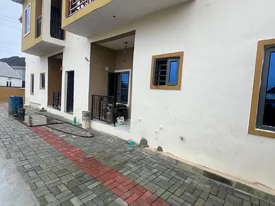 1 Bedroom Flat