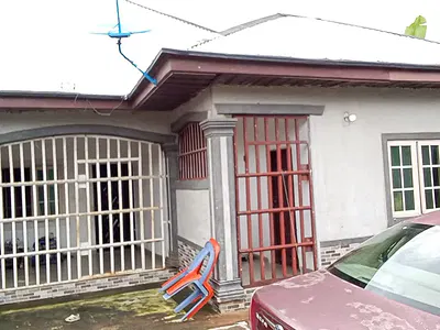 Standard (4) Units of One (1) Bedroom Flats and 2units of Selfcontai
