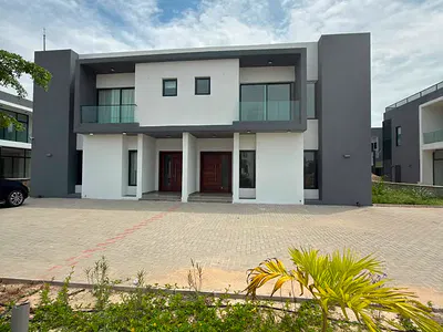 Contemporary & Newly Built 4 Bedroom Semi Detached
