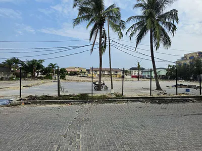 A Very Massive Commercial 9, 500 SQM