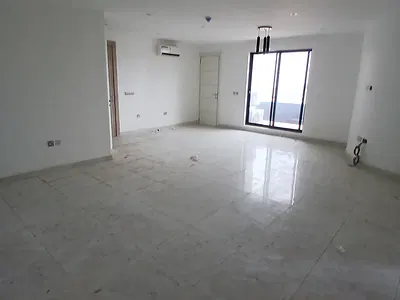 3 Bedroom En-Suite Flat
