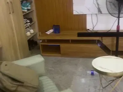 Spacious One Room Self Contained