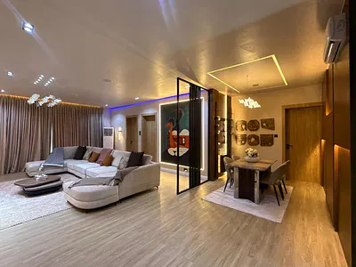 Newly Renovated 3 Bedroom House with PS5, Snooker