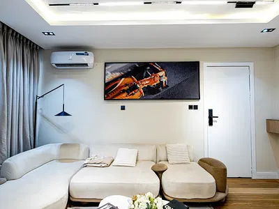 Newly Renovated 1 Bedroom Apartment with PS5,