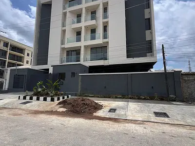 3 Bedroom En-Suite Flat