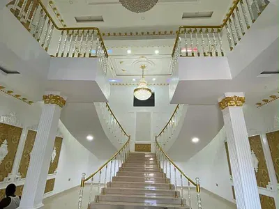 7 Bedroom Mansion