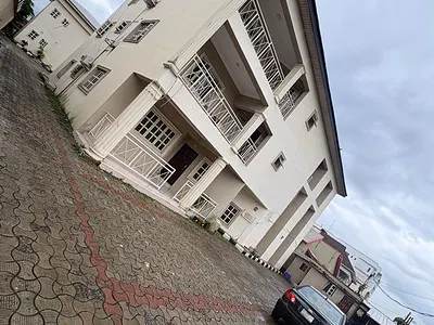 Blocks of 6 Flats with BQ