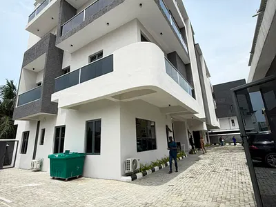 Luxury 3 Bedroom Apartments