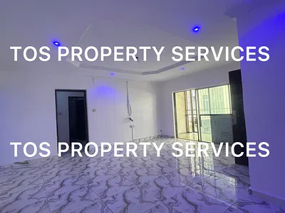 Nice 3 Bedroom Flat + Balconies