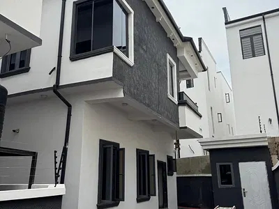 5 Bedroom Detached Duplex with a BQ