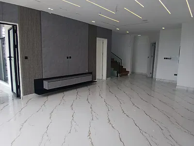 5 Bedroom