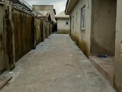 Newly Built 2bedroom with Visitors Toilet