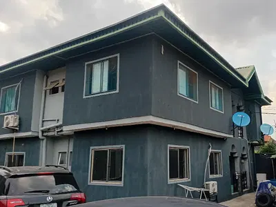 3bed Block of Flats on 393.236SQM