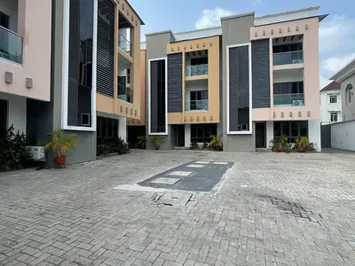 4 Bedroom Terraced Duplex