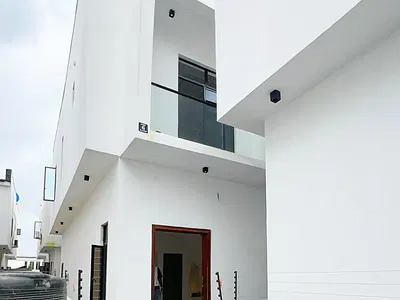 Contemporary Four Bedroom Semi Detached Duplex