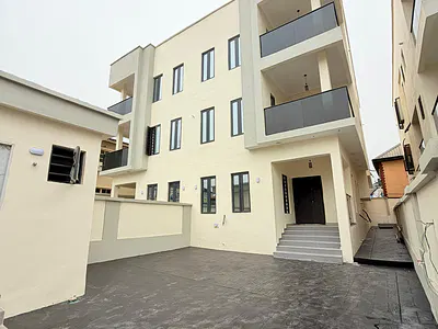 Magnificently Built 4 Bedrooom Semi Detached Duplex with BQ