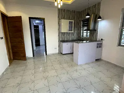 Semi Furnished 1bed with a Gym, 24HRS Light& Ac