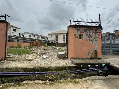 An Empty Full Plot of Land Inside a Well Secured Estate.